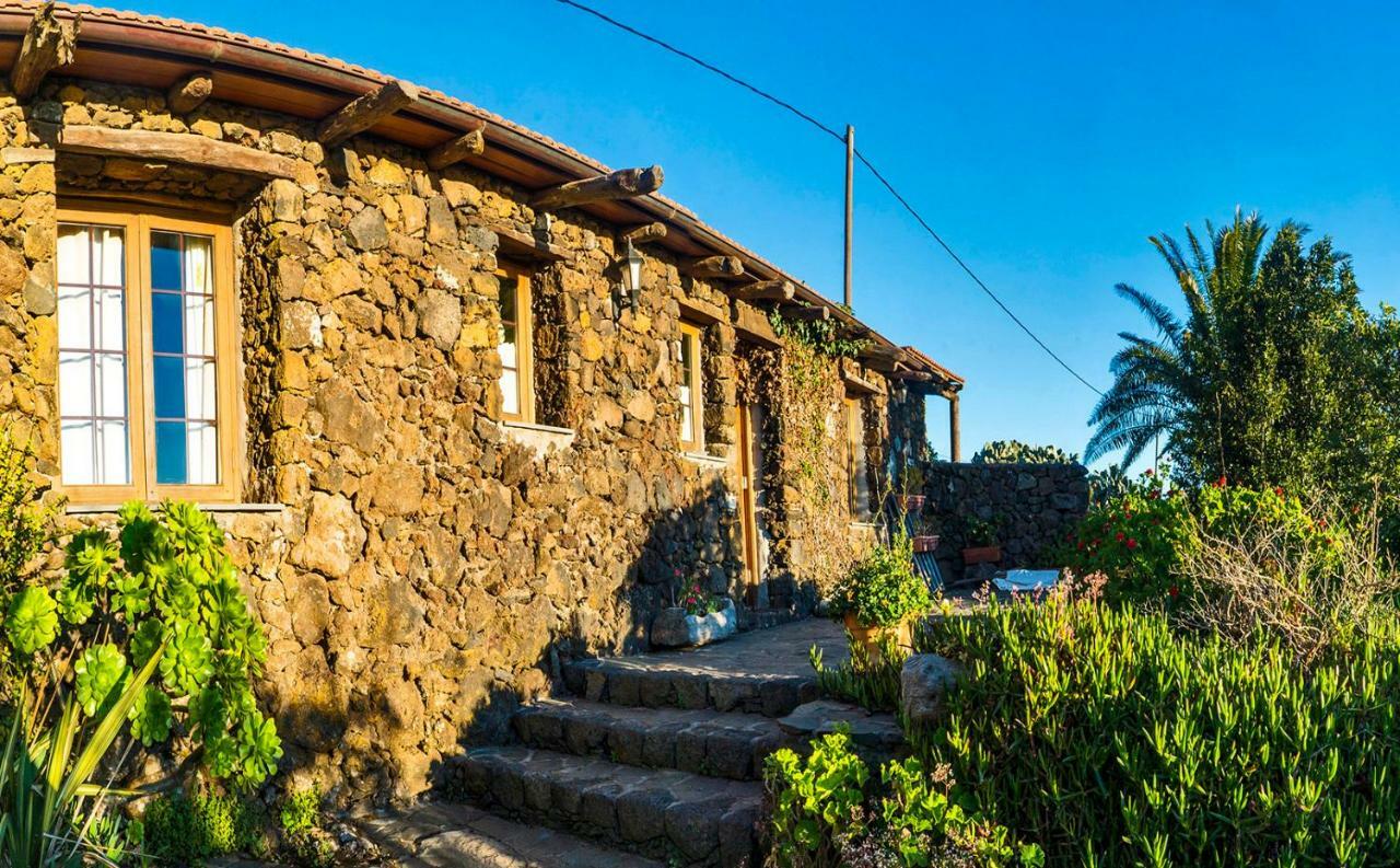 Geranios Rojos II Guest House Las Rosas  Exterior photo