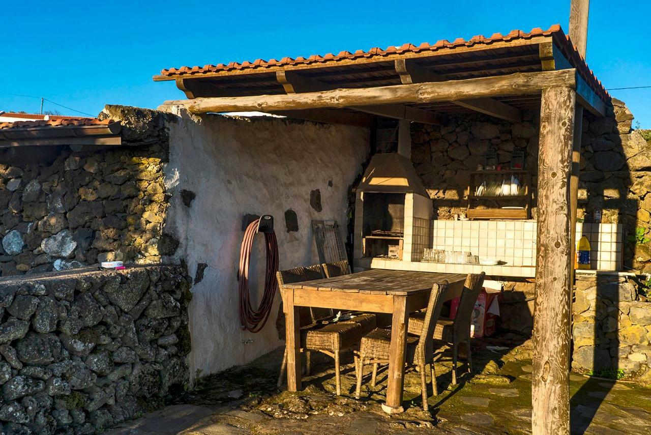 Geranios Rojos II Guest House Las Rosas  Exterior photo