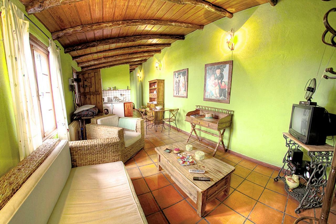 Geranios Rojos II Guest House Las Rosas  Exterior photo